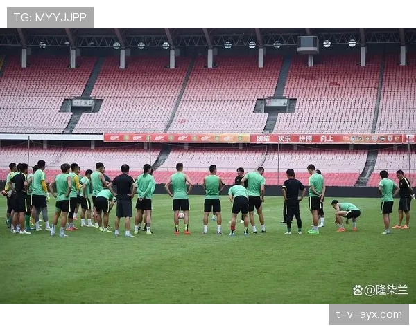 中超新赛季揭幕战点燃激情，各队精彩亮相引爆球迷热情