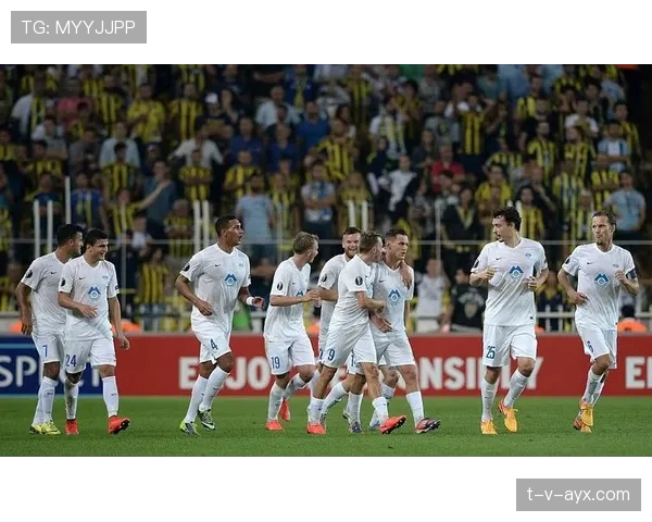 德甲欧公园主场迎战强敌，状态回暖成看点