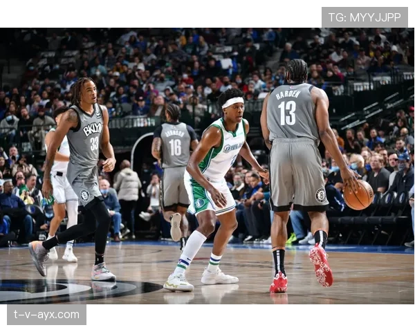 肖恩·马里昂挡拆成功率提升显著 拉开空间增强全队得分效率