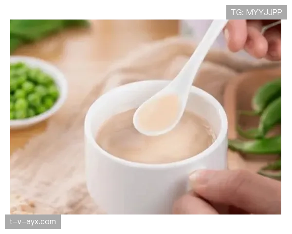 常园家的冰箱里塞满蛋白粉，连饮料都是按克称着喝的